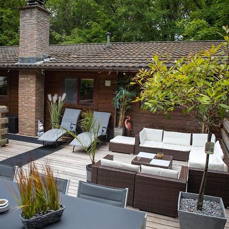Chalet Frodo En Belle Villa Дюрби Екстериор снимка