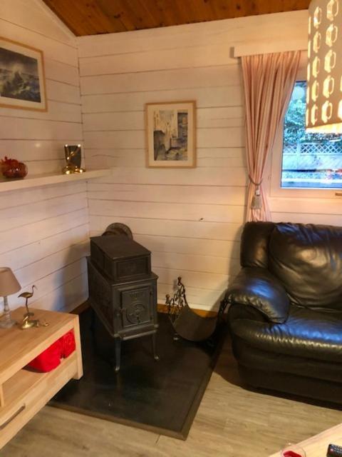 Chalet Frodo En Belle Villa Дюрби Екстериор снимка